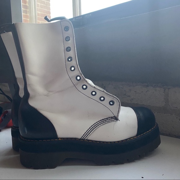 Vintage 90’s Steel Toe Dr Martens Platform Boot - Picture 3 of 16